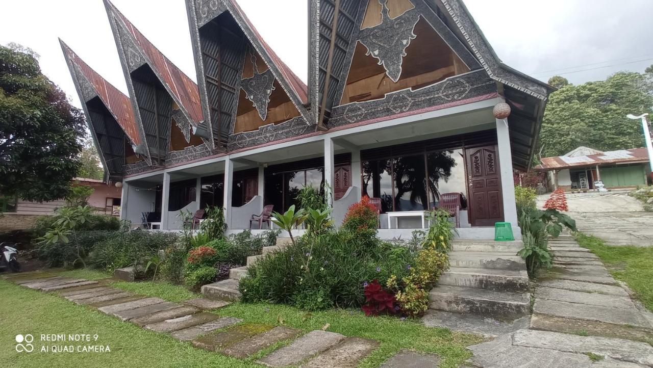 Leokap Homestay Tuk Tuk Exterior foto